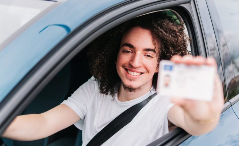 ¿Tienes un carnet de conducir extranjero? Así puedes homologarlo en España paso a paso