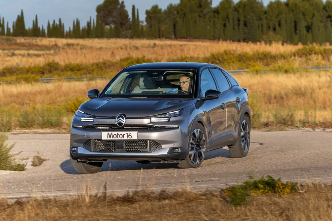 Prueba Citroën C4 Hybrid 145 ë-DSC6 Max. Madrileño por el mundo