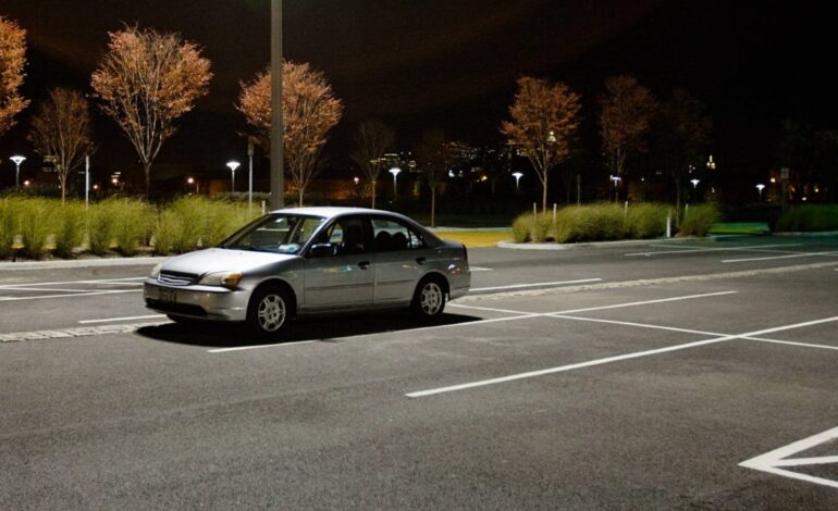 ¿Cuánto tiempo puede estar un coche aparcado en el mismo sitio antes de que consideren que ha sido abandonado?