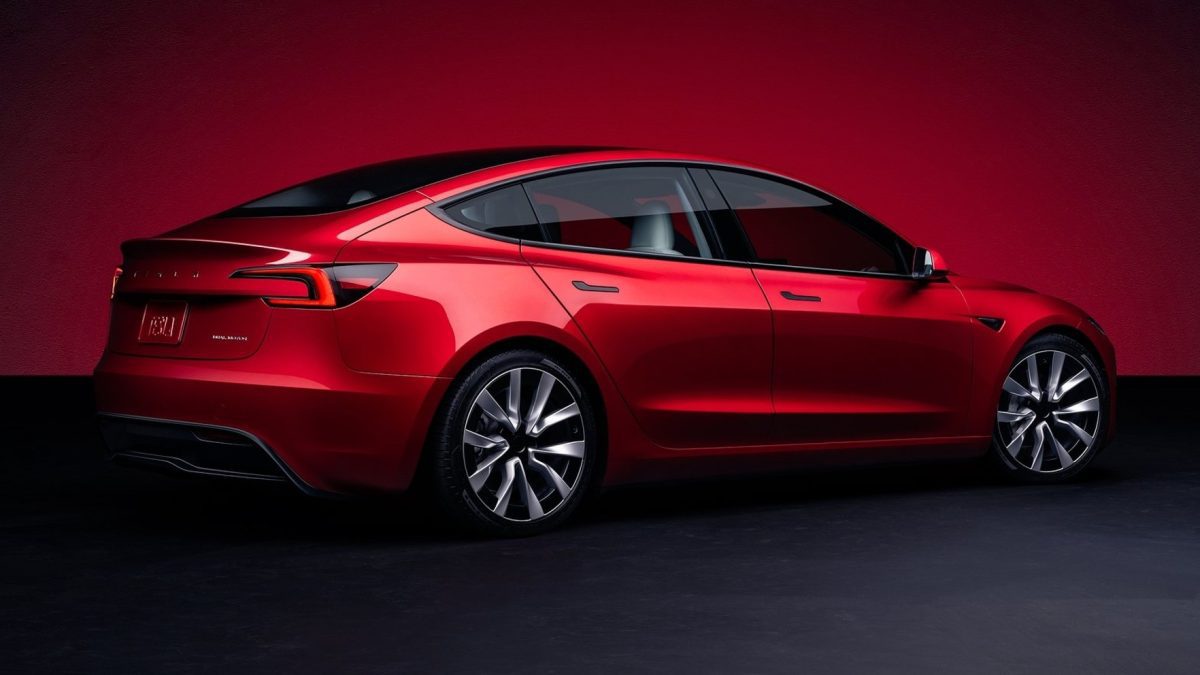 Este modelo era el rey entre los coches eléctricos, pero en octubre se ha hundido por completo