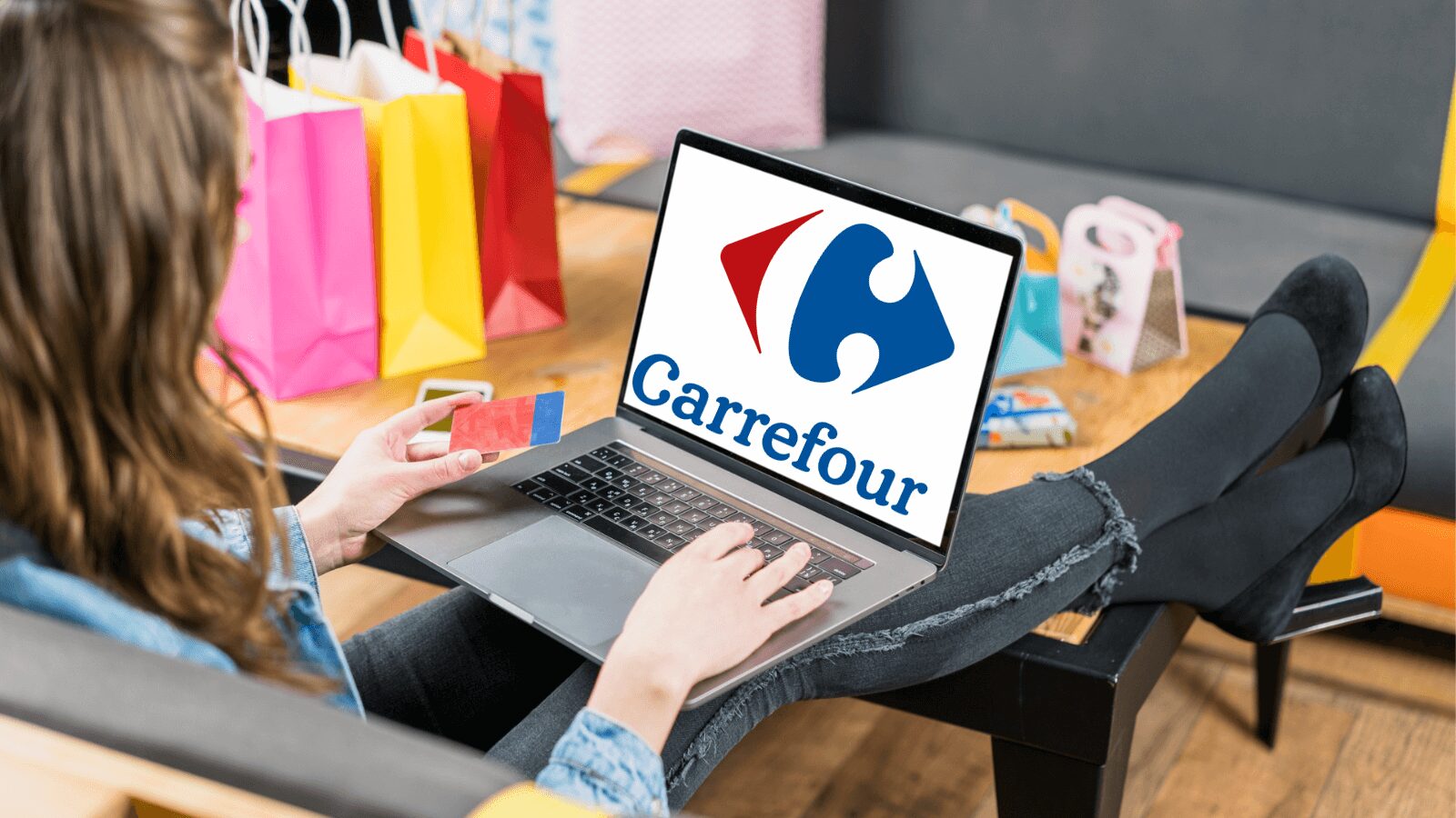 El Gobierno señala a Carrefour entre las más multadas por falsas rebajas en el Black Friday
