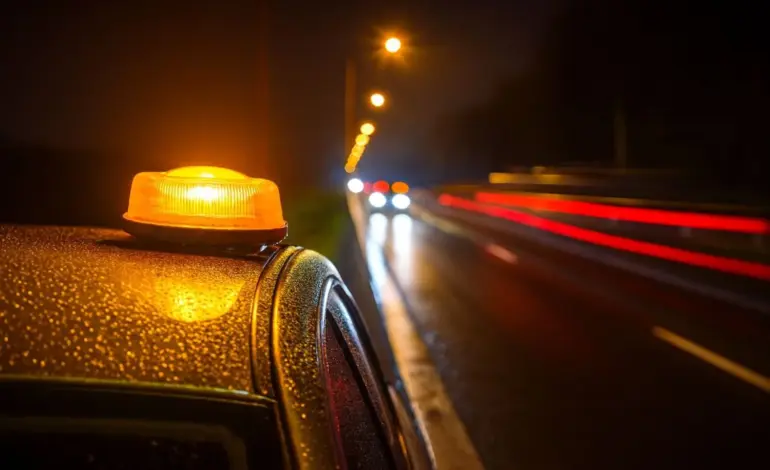 No sirve cualquier baliza V16, pero te digo la que yo me compraría sin dudarlo