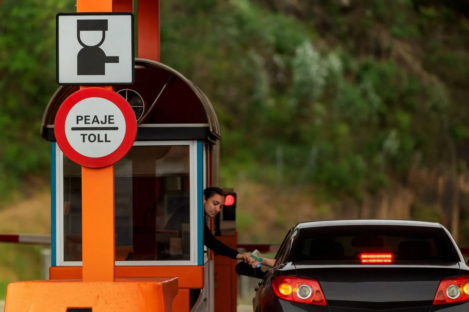 Si has circulado por una de estas autopistas de peaje, te van a devolver lo que has pagado