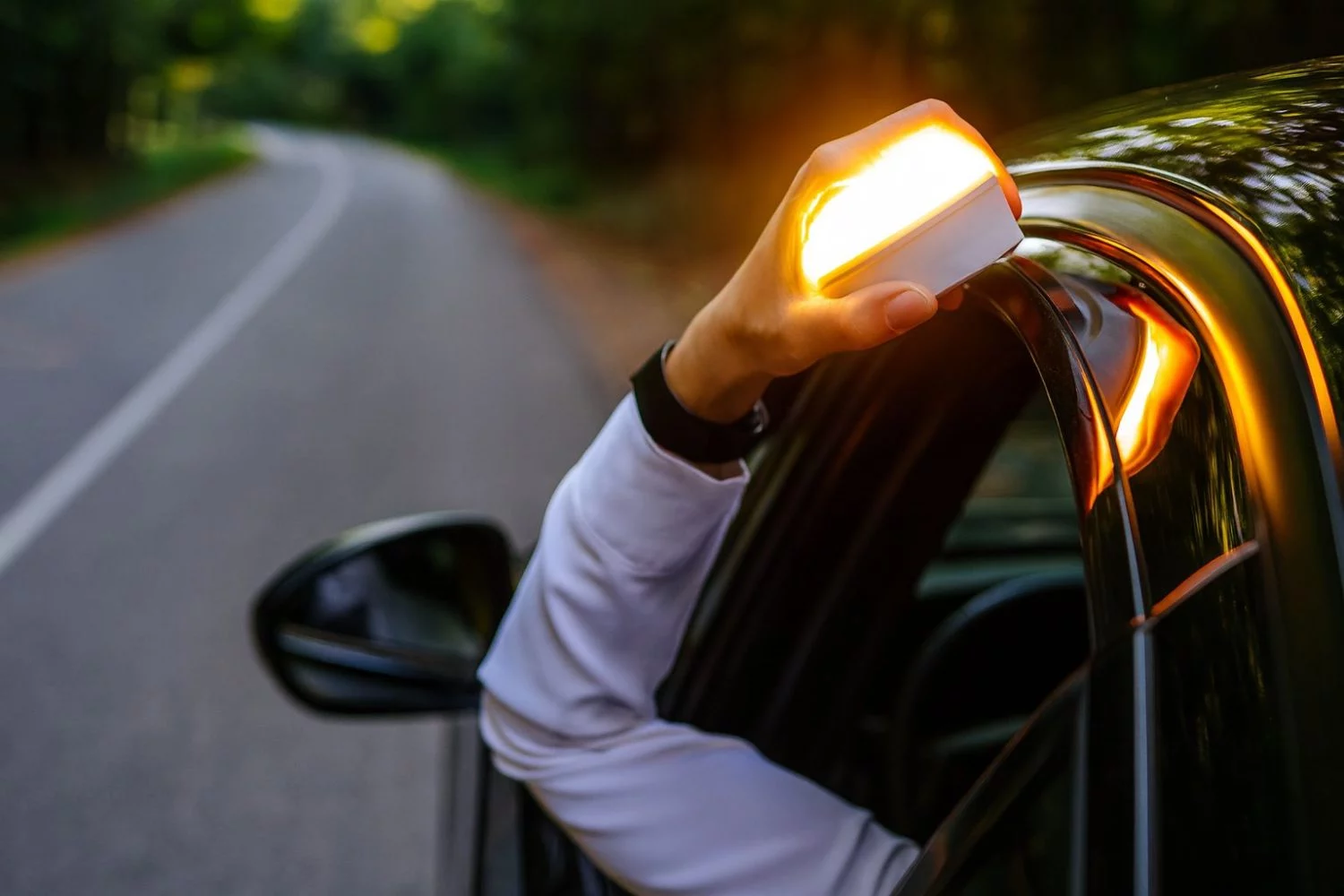 ¿quién se está haciendo de oro con el adiós de los triángulos de emergencia?