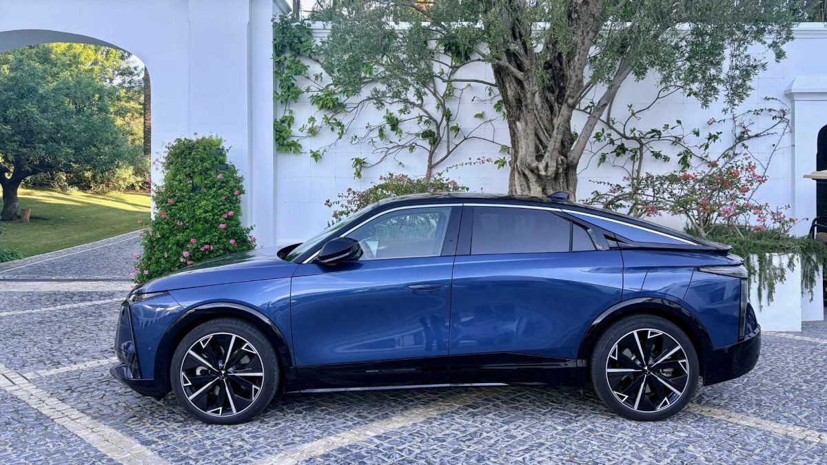 DS Nº8, el nuevo eléctrico que promete viajes sin ansiedad