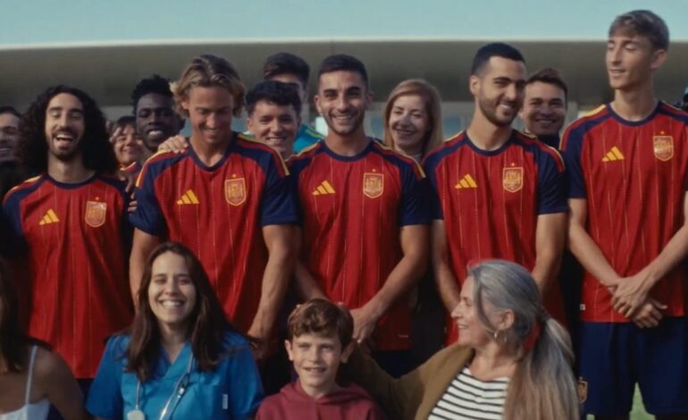 ‘Lo extraordinario’ de la selección española de fútbol: los jugadores se unen a Ebro para su última campaña audiovisual
