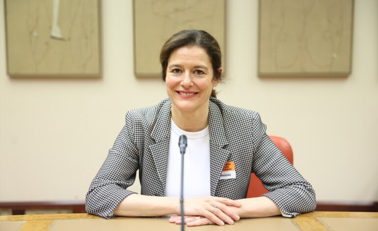 “En España puedes tener a todos tus cargos más altos investigados por corrupción pero a ti te siguen soltando dinero público” 