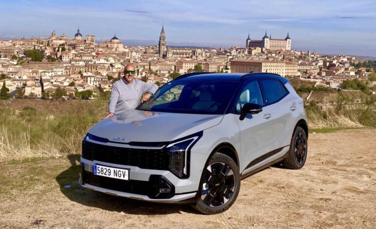 Uno de los coches preferidos en España, el Kia Sportage, llega ahora más conectado, eficiente y con una estética mucho más actual
