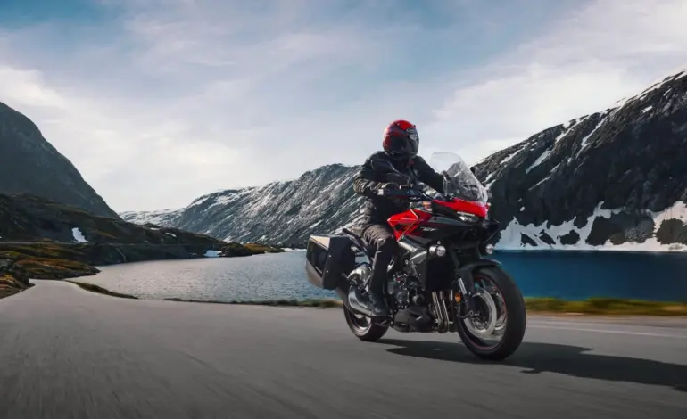 Honda CB1000GT 2026: Una fascinante sport-turismo