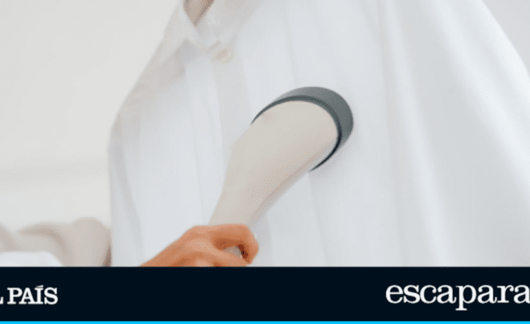 Adiós a las arrugas en la ropa: Amazon pone precio mínimo histórico a esta plancha vertical de vapor por Black Friday | Ofertas y descuentos | Escaparate