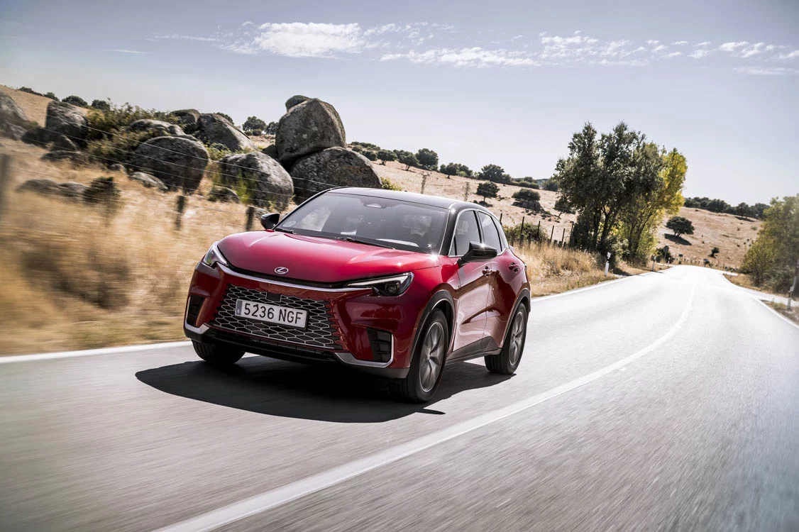 Lexus redefine la gama LBX con una oferta más personalizada