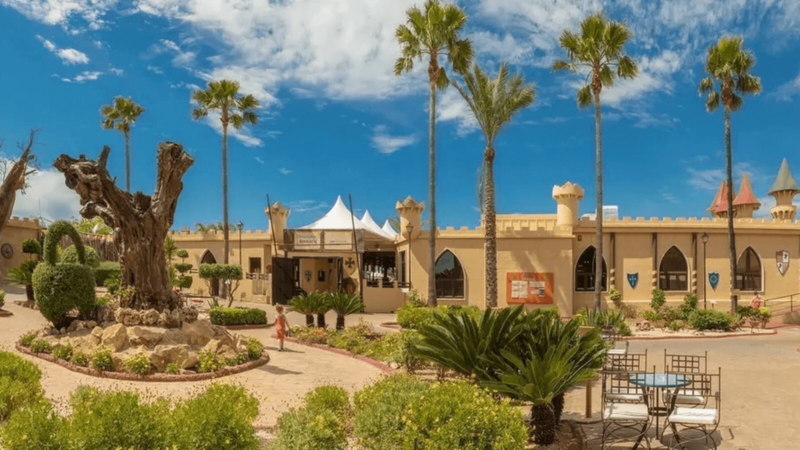 El camping cerca de Benidorm que crea recuerdos inolvidables para toda la familia y que vive una paradoja