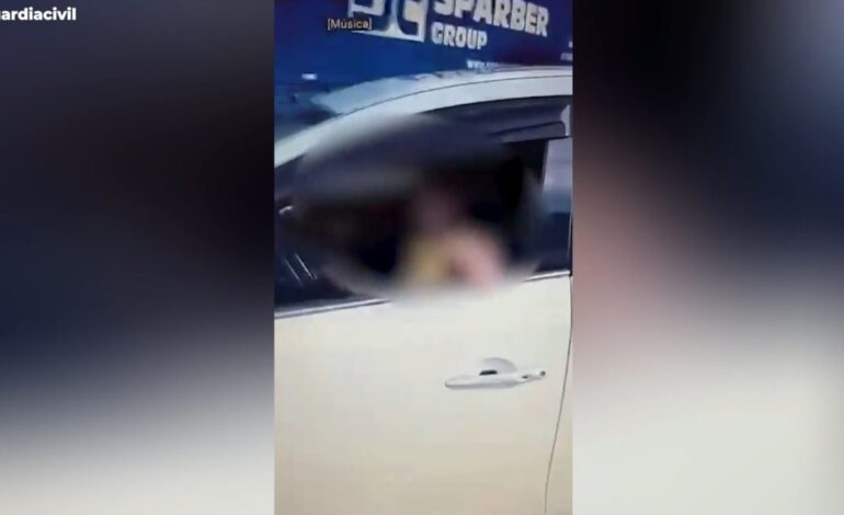 Un niño de 10 años conduce un coche en Guipúzcoa: investigan a su madre tras difundirse las imágenes en redes sociales