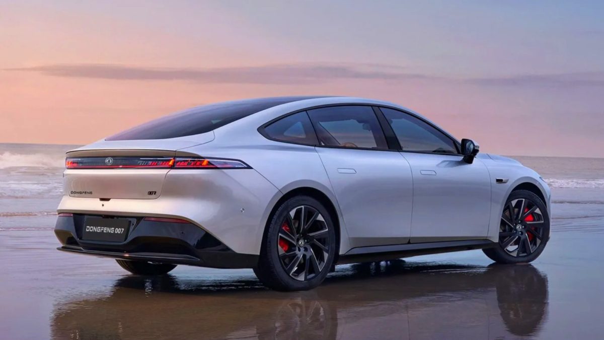 ¿El fin de los frenos convencionales? El coche eléctrico chino que quiere revolucionar la automoción