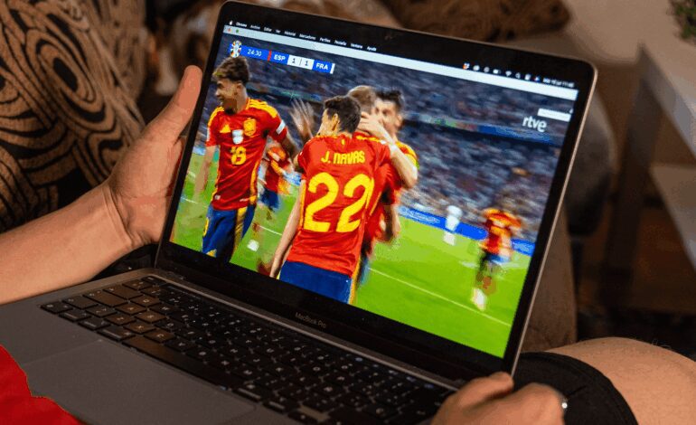 España, así puedes ver el partido de fútbol del día en la TDT y en streaming