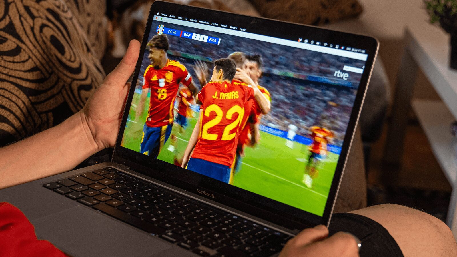 España, así puedes ver el partido de fútbol del día en la TDT y en streaming