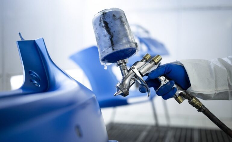 ¿Cuánto cuesta pintar un coche y por qué hay que avisar a la DGT si se cambia de color?