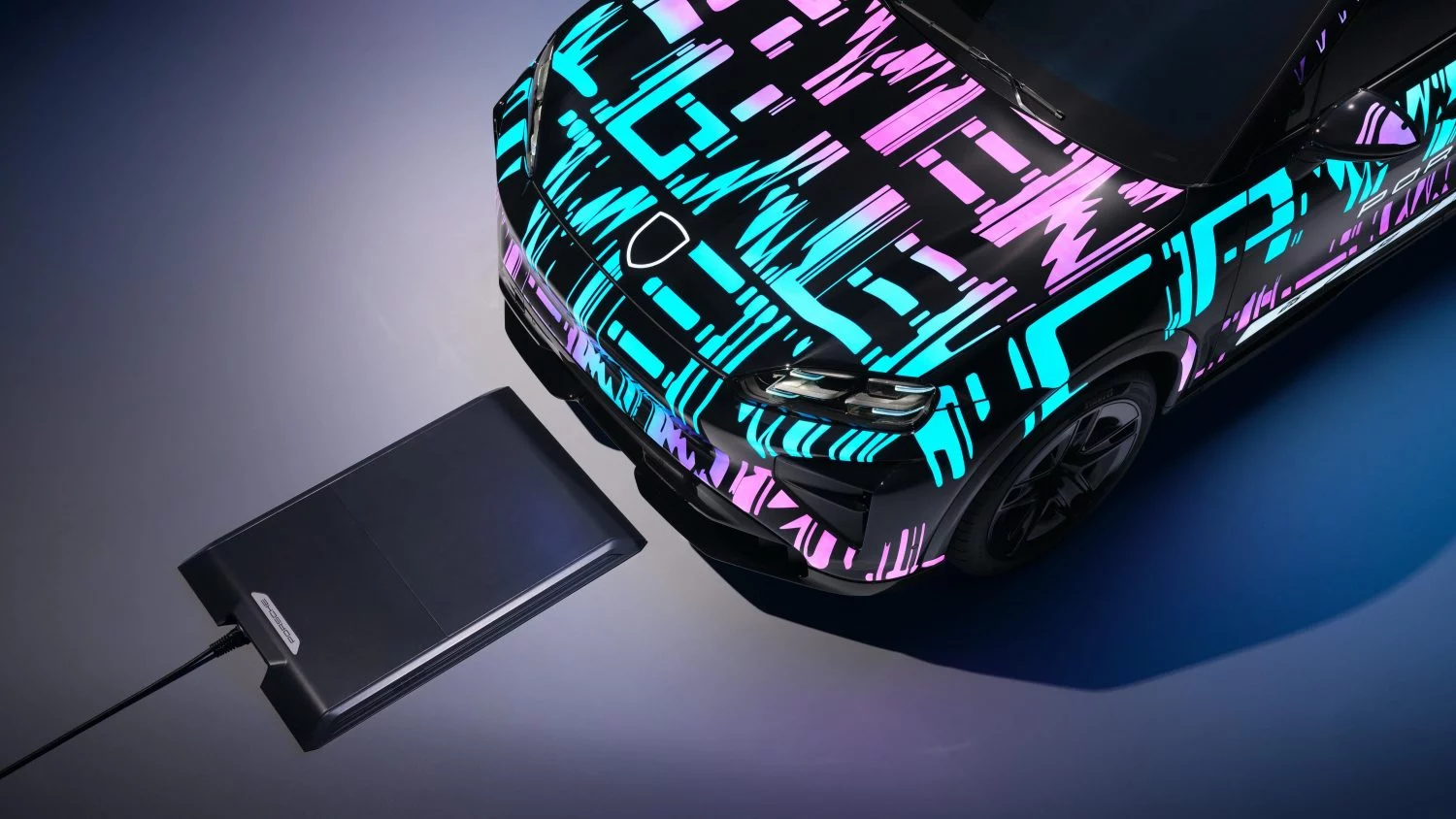 El Porsche Cayenne eléctrico 2026 añade carga inalámbrica