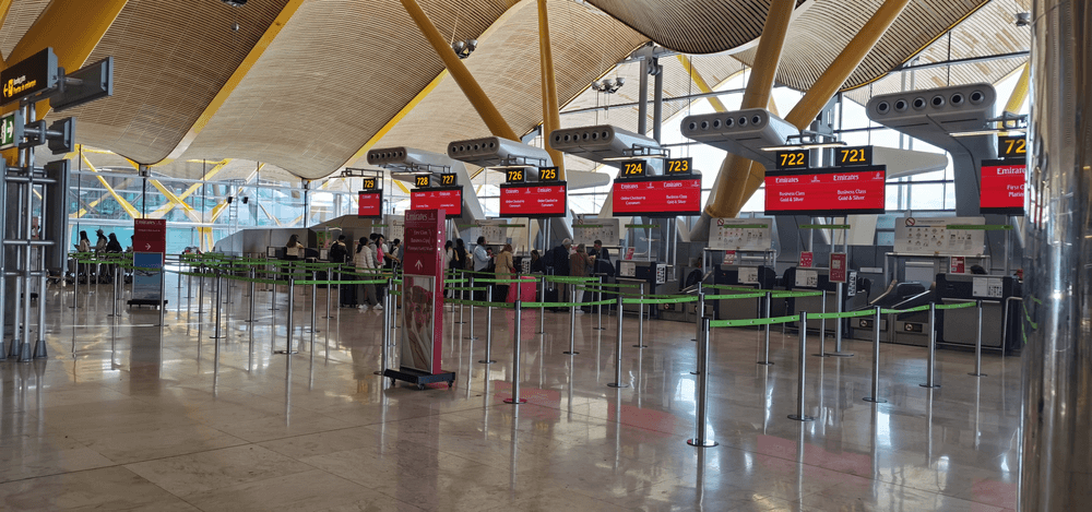 Puerta de embarque del aeropuerto