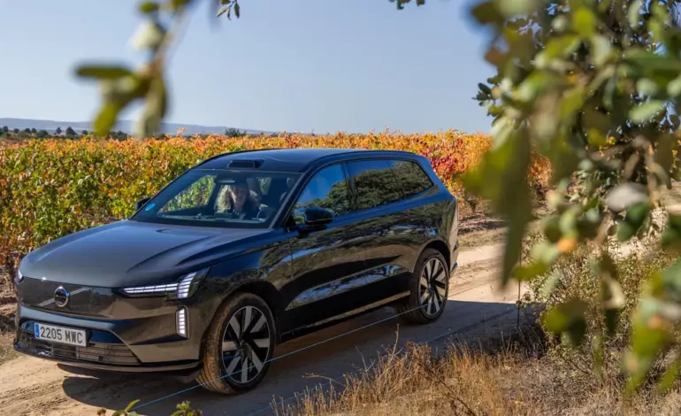 Ruta al Bosque de Matasnos con el Volvo EX90: sostenibilidad sin postureos