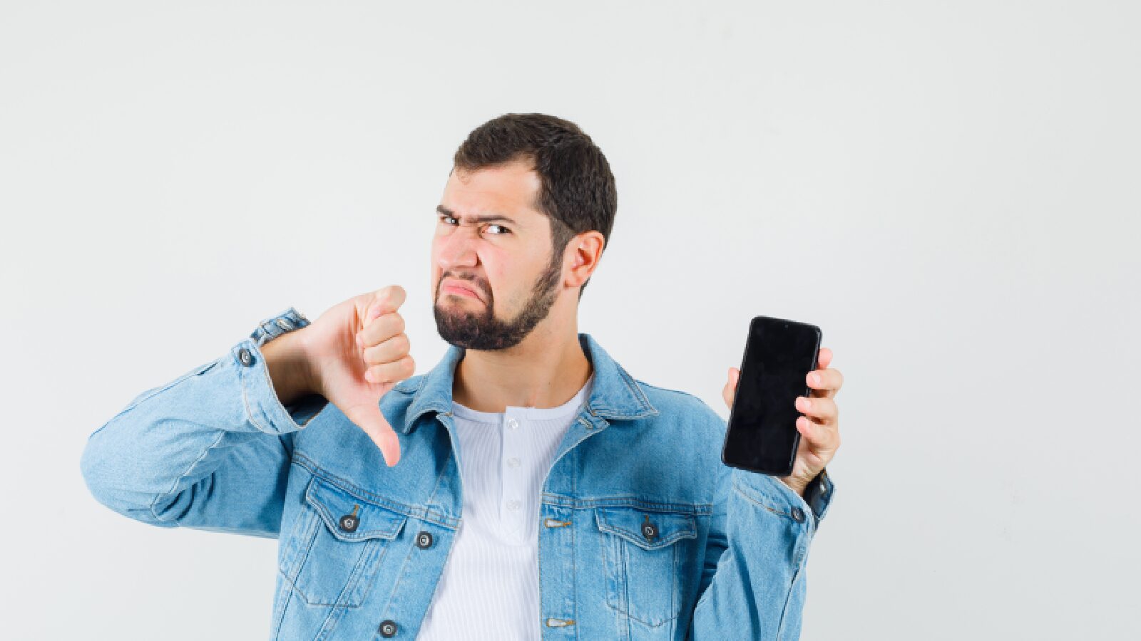 El detalle que muchos ignoran a la hora de comprar un móvil reacondicionado en Amazon