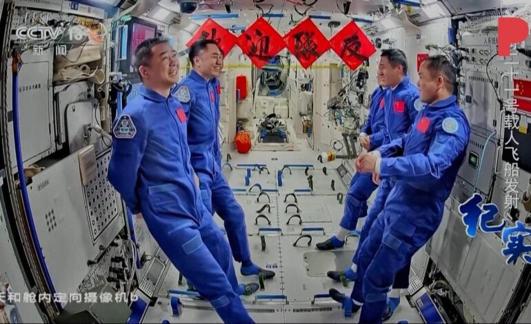 la misión tripulada Shenzhou-20 se enfrenta a un impacto de basura espacial