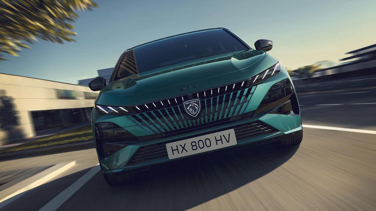 Los nuevos Peugeot 308 y 308 SW ofrecen una completa gama electrificada