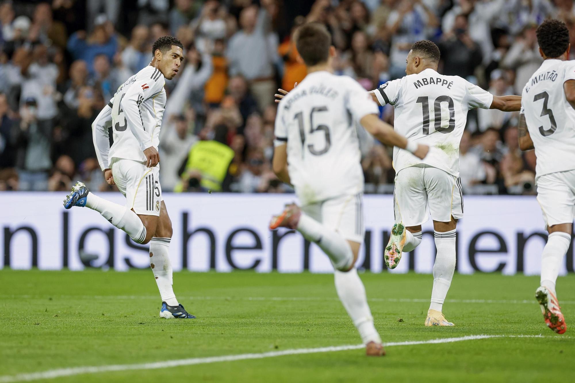 El Real Madrid golea al Valencia en el descanso (3-0)