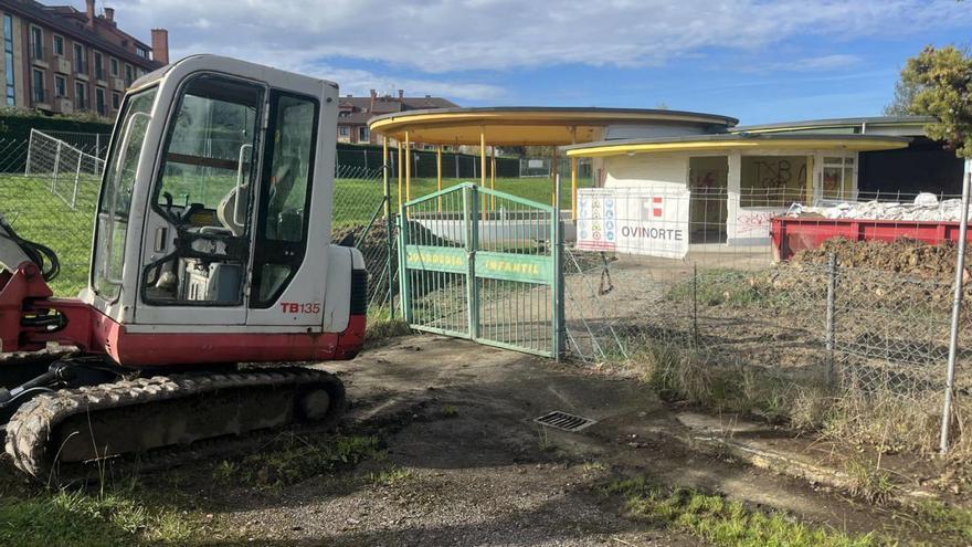 Arranca la reconversión en sede vecinal de la guardería del Chas
