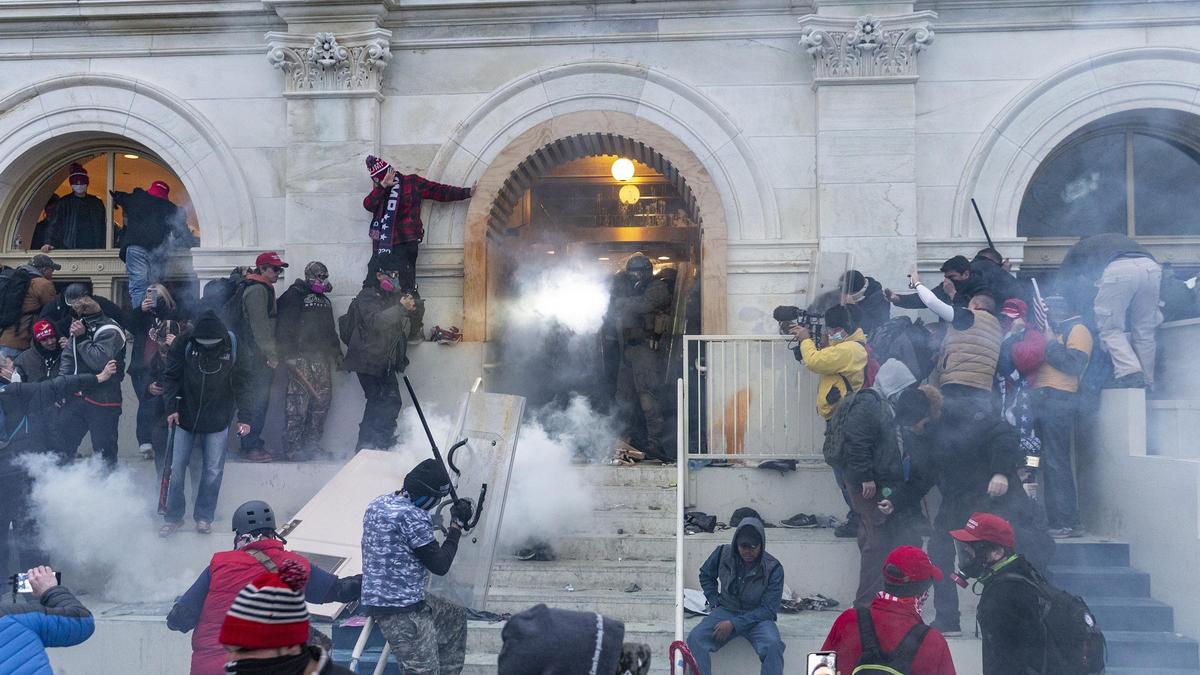 Trump insiste en su «obligación» de demandar a la BBC por alterar sus palabras previas al asalto al Capitolio