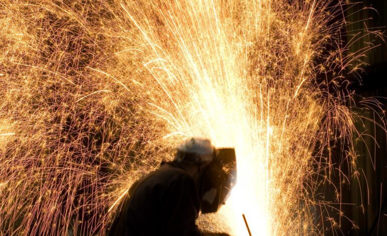 La receta eléctrica para salvar la Industria en España