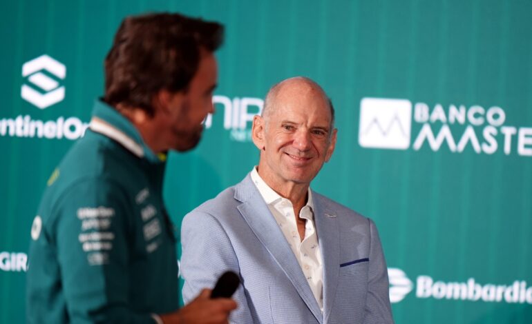 Adrian Newey, nuevo jefe de equipo de Aston Martin en 2026
