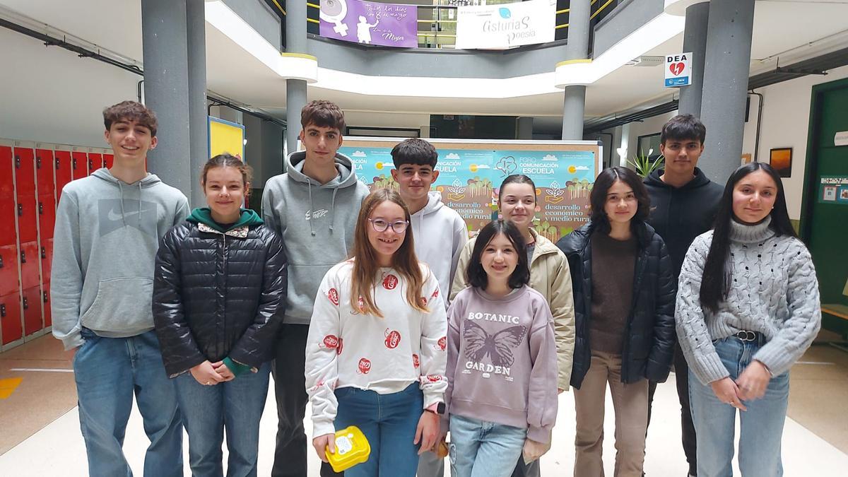 PROYECTO EDUCATIVO VEGADEO | Los estudiantes que disfrutan del Foro Comunicación y Escuela lo tienen claro: «Es una oportunidad increíble»