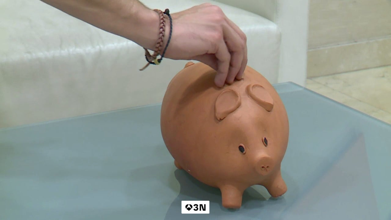 El ahorro cae en España mientras crece en Europa, baja al 12,4% y se estanca desde 2023