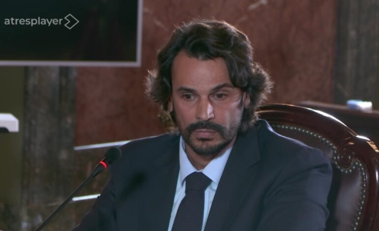 El novio de Ayuso tira de victimismo con un «o me voy de España o me suicidio», apunta al fiscal general por la filtración del mail y marca distancias con M.Á.R.