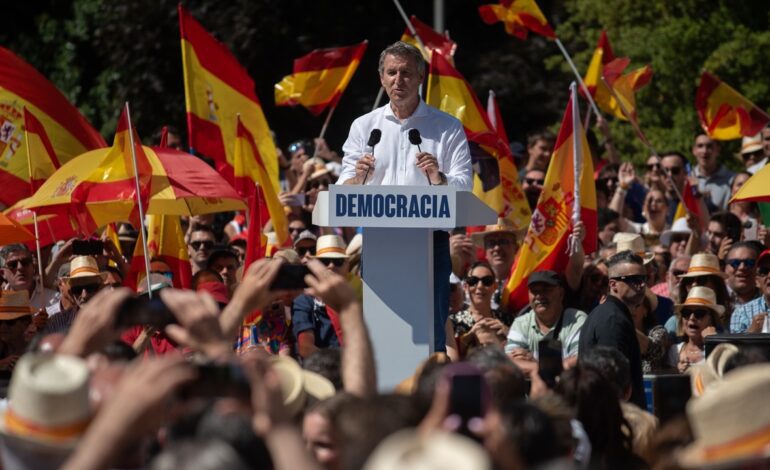 Manifestación del PP en Madrid contra los «corruptos» del Gobierno de Sánchez, en directo: Feijóo quiere elecciones