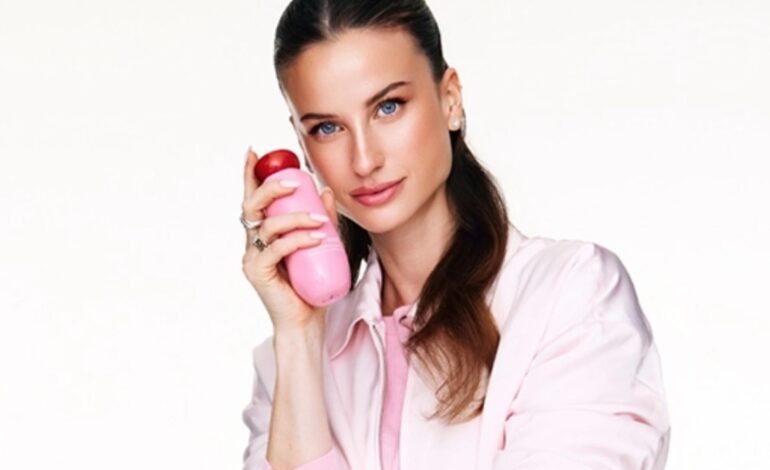 Alexandra Kolasinski, fundadora de Glowery: «Mi madre de 60 años también usa nuestros productos»