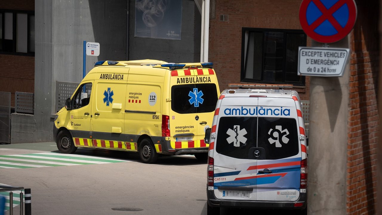 Muere una niña de 11 años atropellada por un autobús en Barcelona