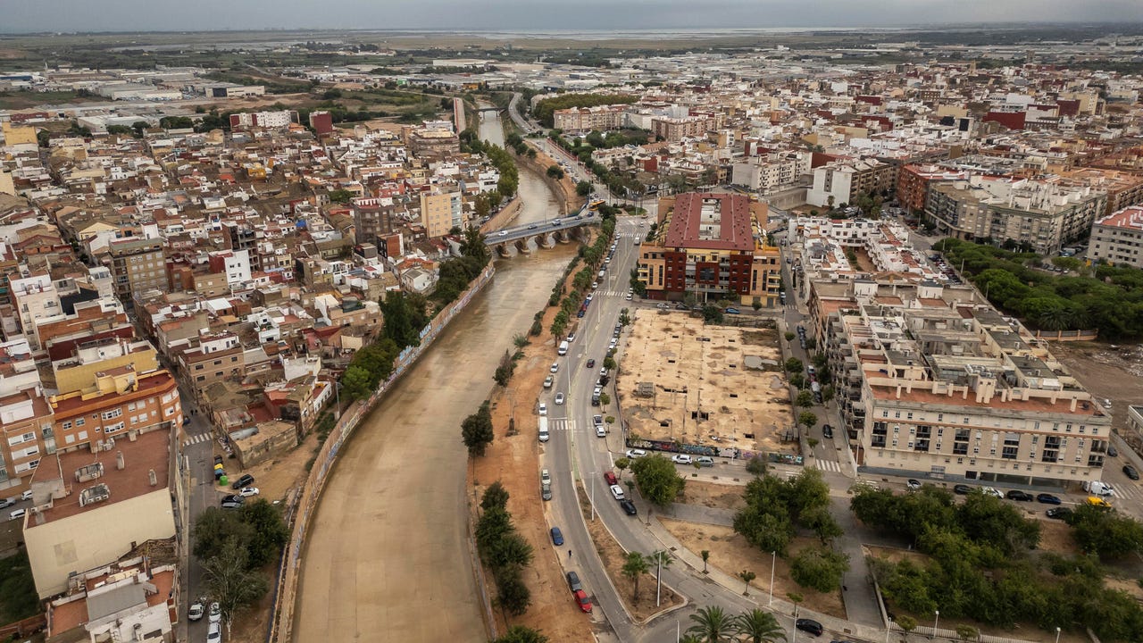 ¿Qué han hecho y qué falta por hacer tras la DANA? Gobierno central frente a la Generalitat Valenciana