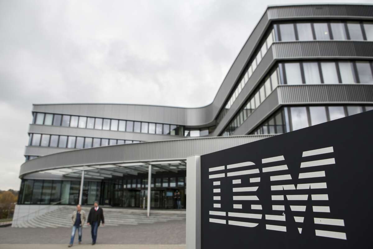 miles de despidos para impulsar su división de software