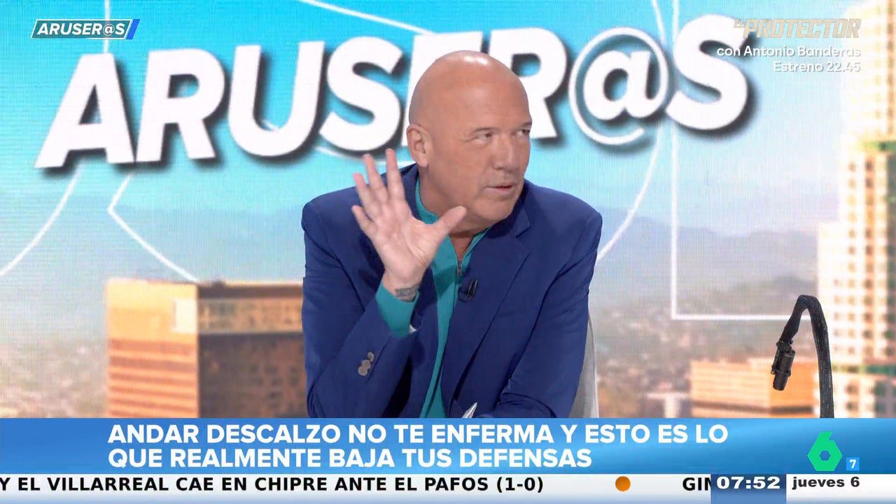 ¿Caminar descalzo provoca resfriados? Alfonso Arús desmiente este mito en Aruser@s