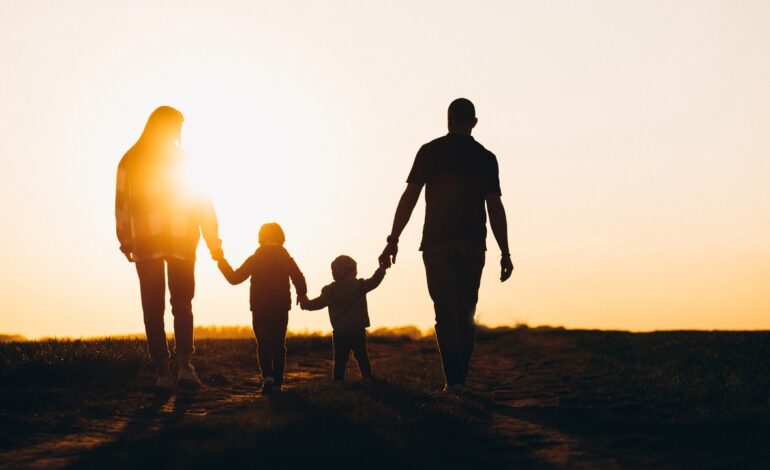 la clase media cae y la desigualdad en España sigue entre las más altas de Europa