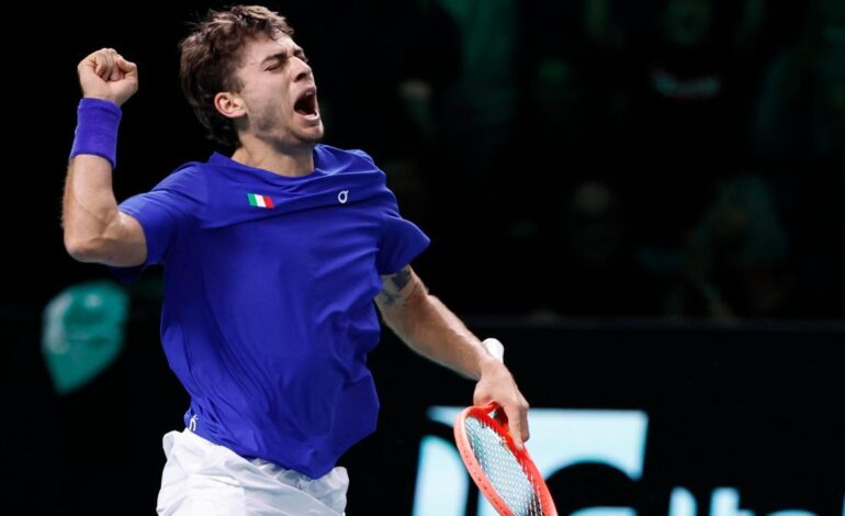 Munarse derrumba ante la emboscada de Cobolli y España se queda sin Ensaladera