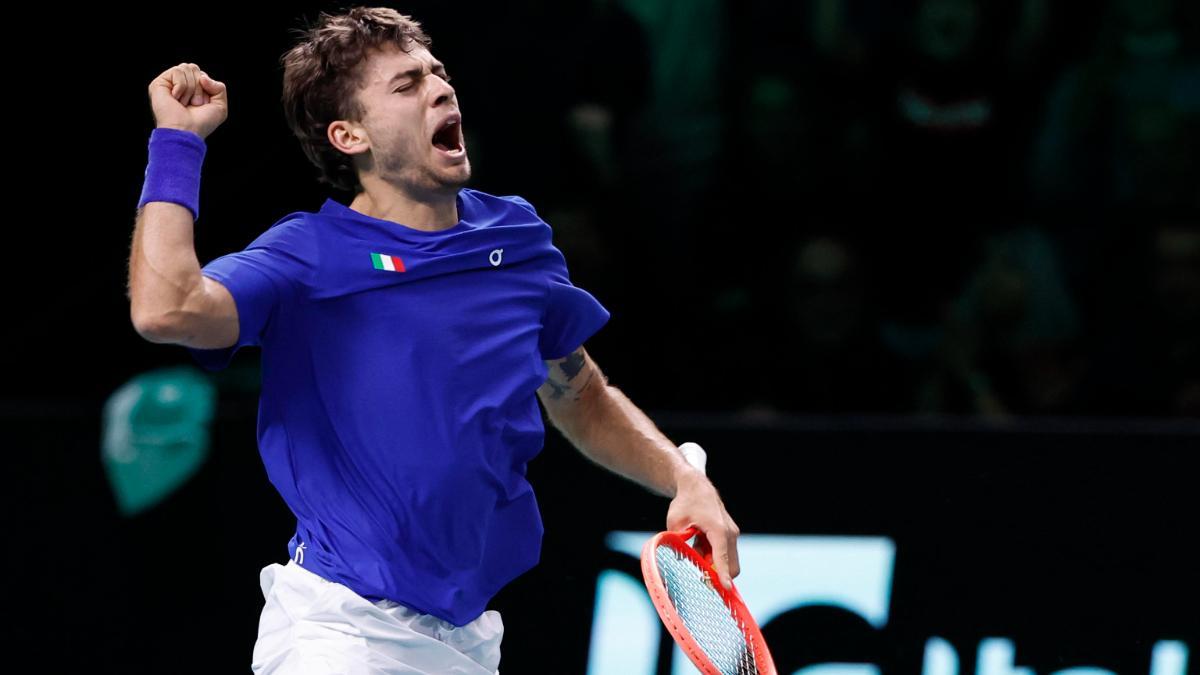 Munarse derrumba ante la emboscada de Cobolli y España se queda sin Ensaladera