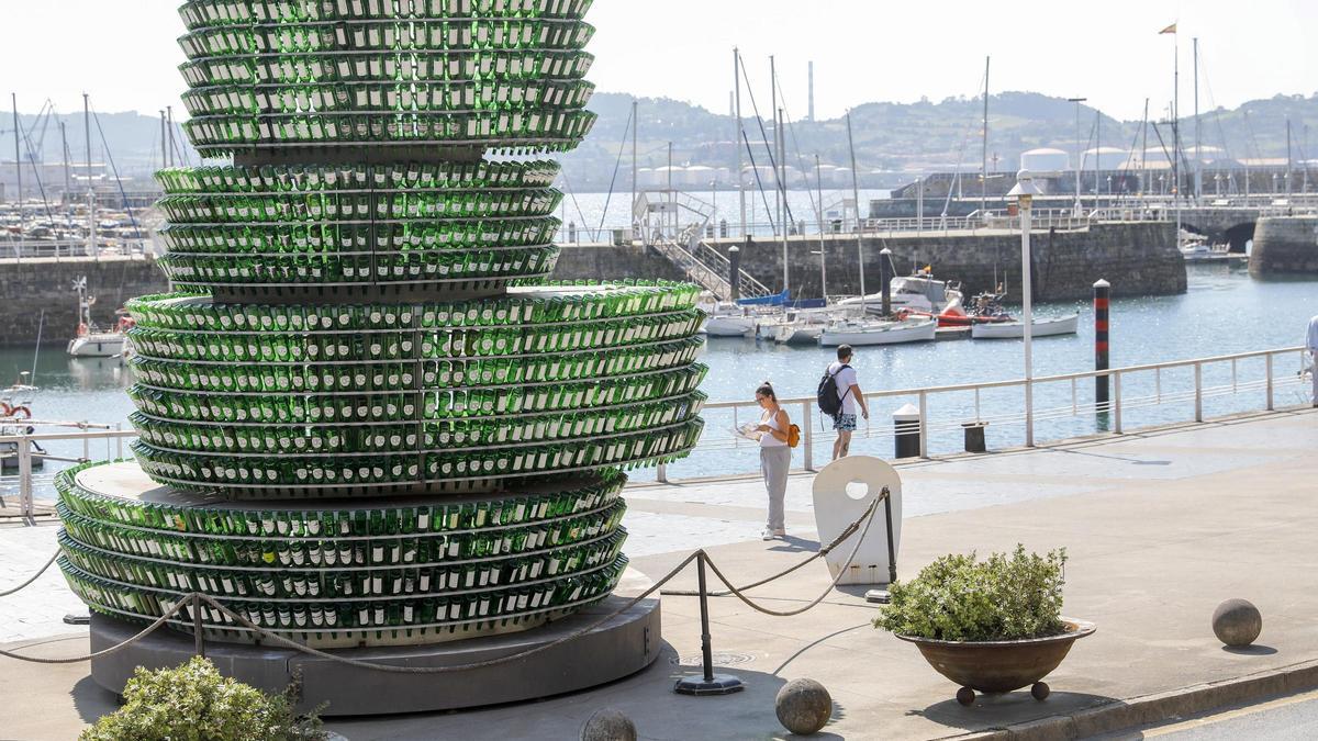 Árbol de la sidra en Gijón