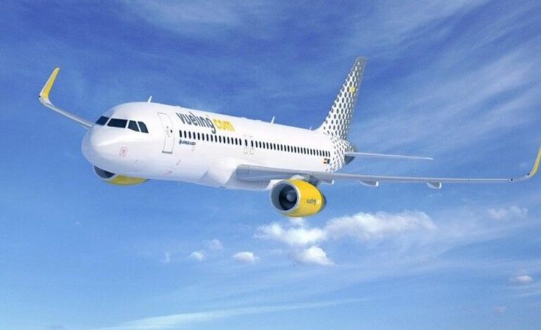 Un matrimonio sevillano gana la batalla judicial a Vueling: les devolverán el importe del equipaje de mano