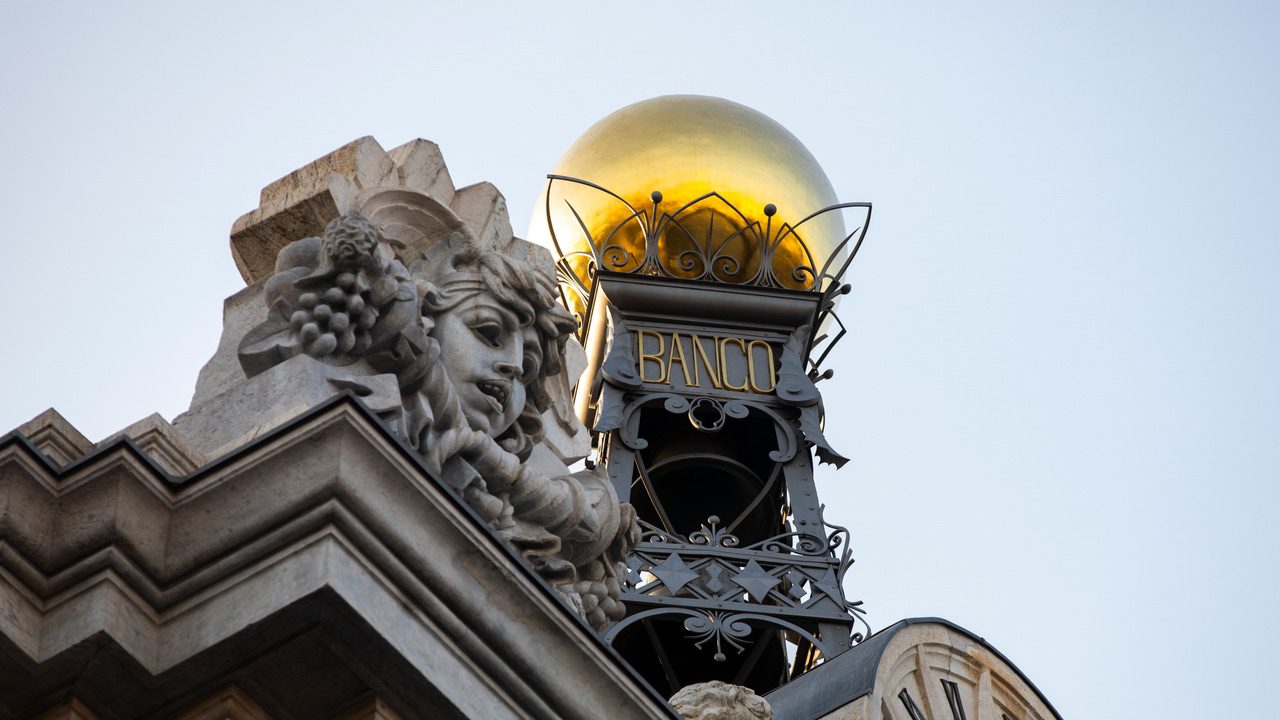 El crédito a las familias creció un 3,8 % en septiembre, el mayor avance desde finales de 2008