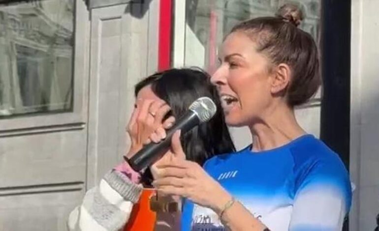 La Asociación Avatar y moteros de todo Asturias se reúnen en Oviedo para dar voz a las víctimas de accidentes de tráfico