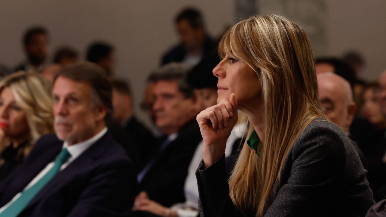 El juez Peinado rechaza archivar la causa contra Begoña Gómez e imputa a otro alto cargo de Moncloa