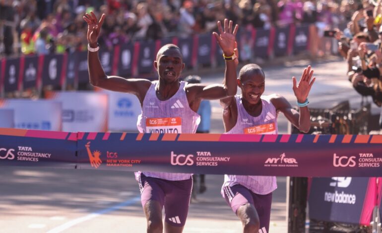 casi se necesitó foto finish entre Benson Kipruto y Alexander Mutiso